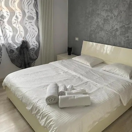 Denis Apartament Turda Exterior photo