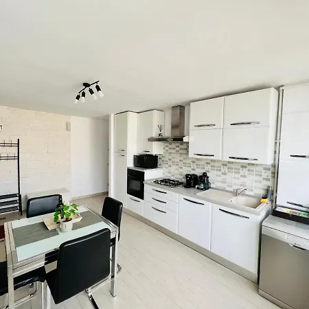 Denis Apartament Turda Exterior photo